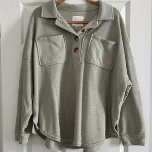American Eagle Lightweight Crewneck in Sage Green